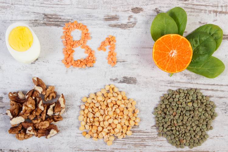 La thiamine pour vos yeux : Les bienfaits surprenants de la vitamine B1 pour la vision et la santé en général